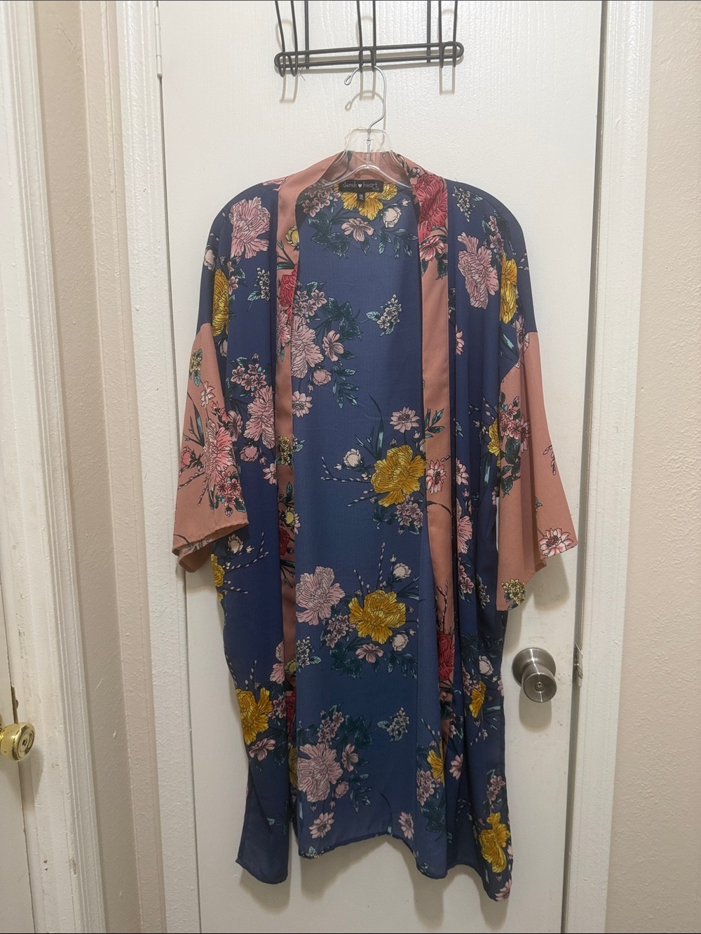 Derek Heart Navy and Blush Floral Kimono Capelet